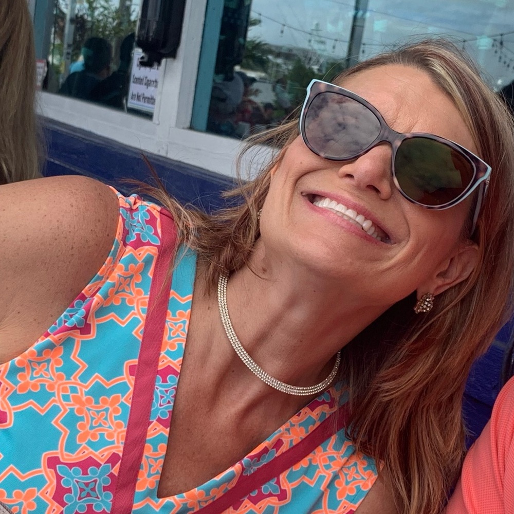 Meet your Posher, Wendy